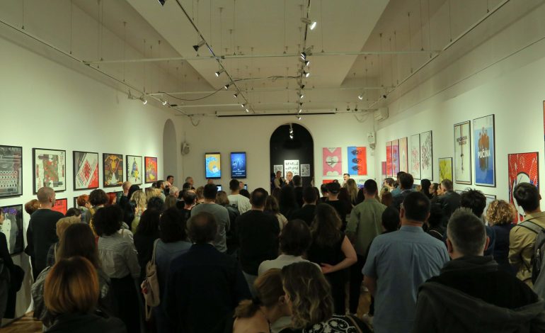 Неконвенционална ретроспективна изложба „Лицем у лице“ Мирка Илића