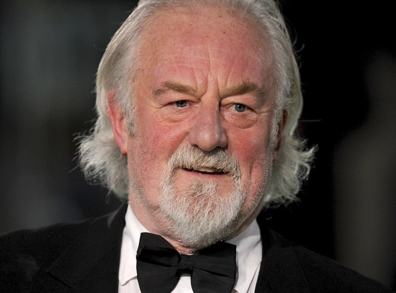 Преминуо глумац Бернард Хил