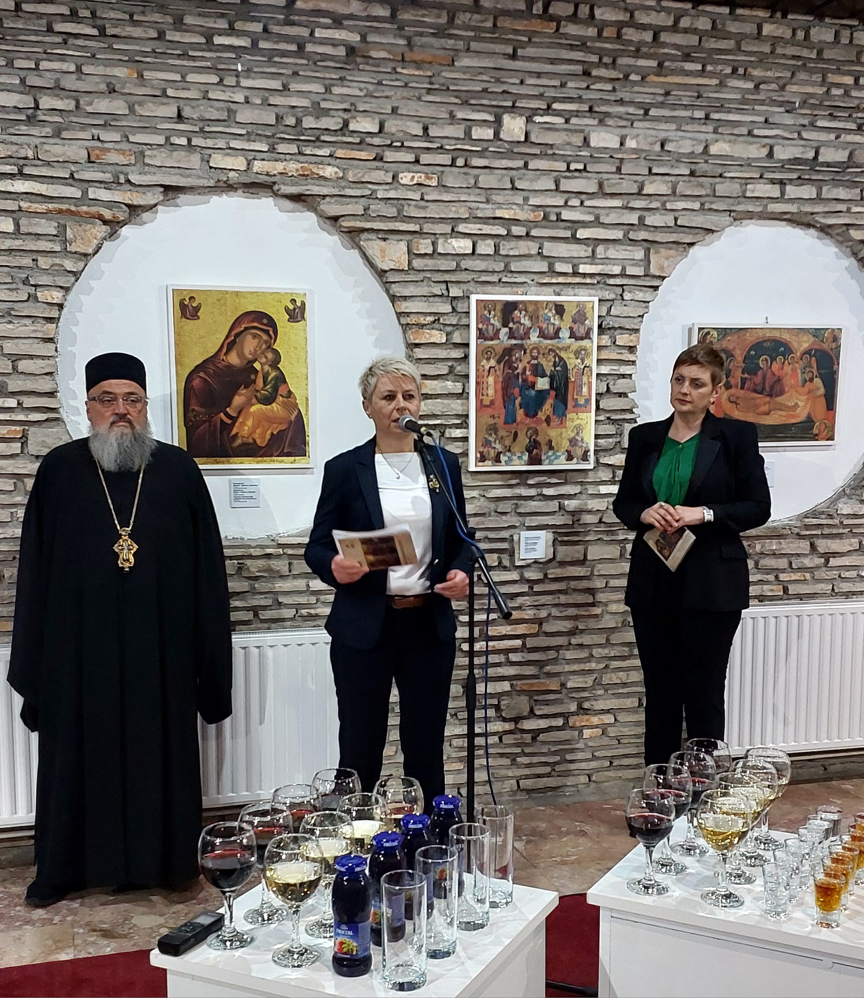 У Гацку отворена изложба икона из фундуса Музеја Манастира Житомислић