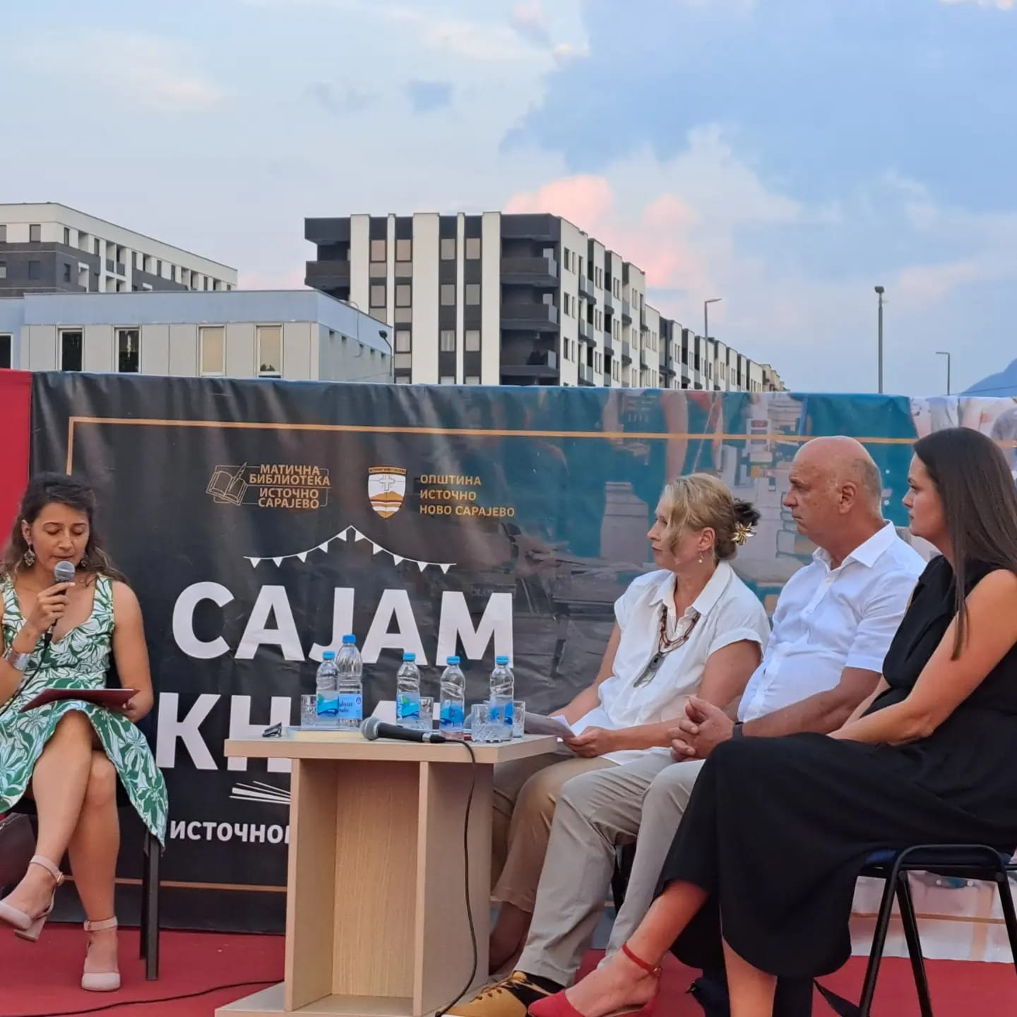 Промоцијом научне монографије „Становништво града Источно Сарајево“ затворен Сајам књига