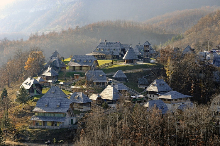 Сутра почиње „Кустендорф“