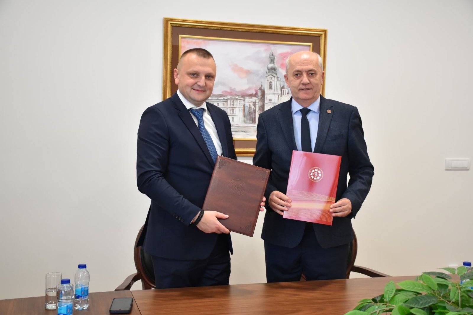 Протокол о сарадњи Завода за уџбенике и Универзитета у Источном Сарајеву
