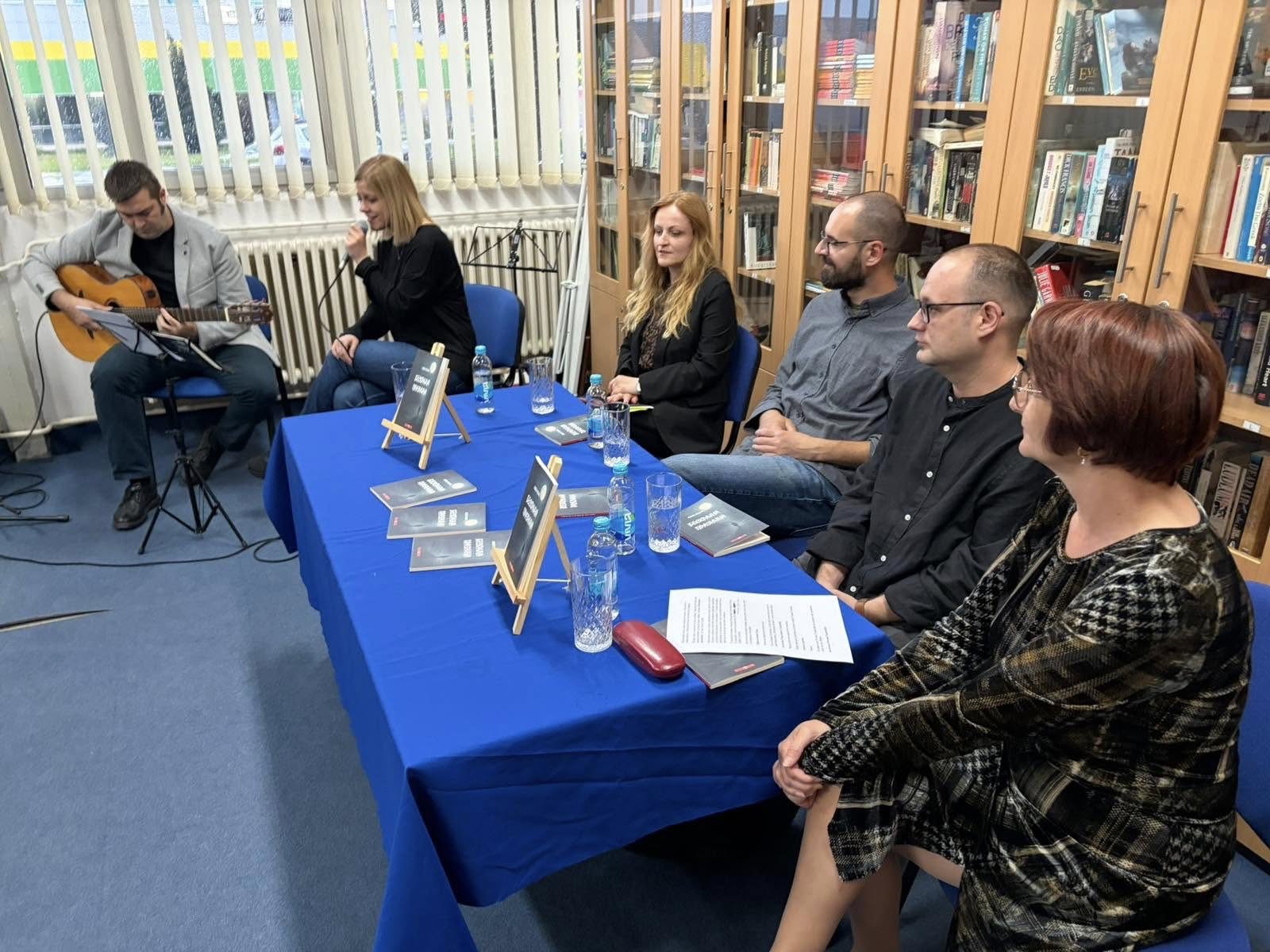 Промовисана књига „Бескрајна празнина“ Озрена Тошића