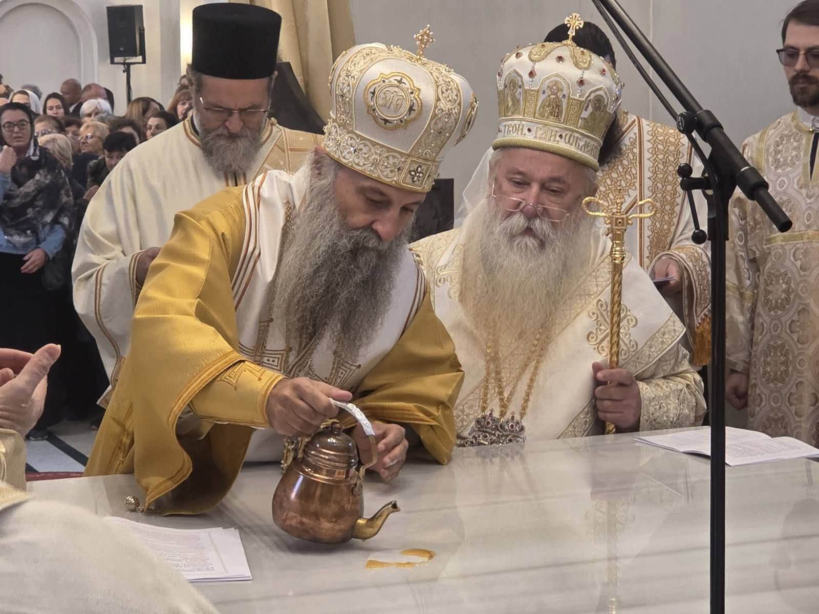 Патријарх Порфирије служио свечани чин освећења храма Сабора Светог архангела Гаврила у Палама