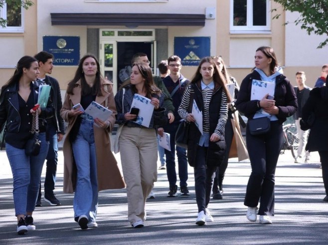На јавним универзитетима у Српској почиње нова академска година