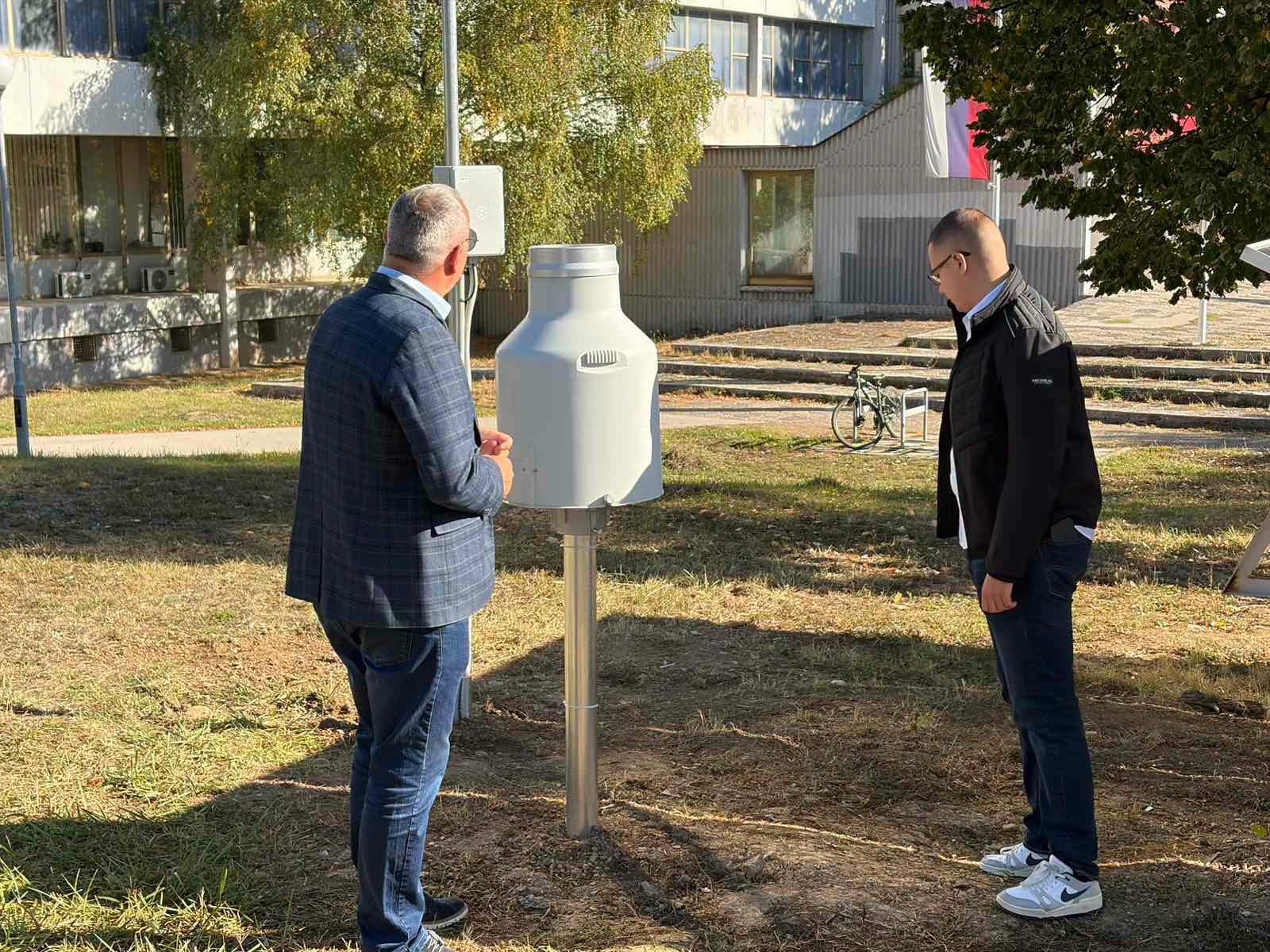 Постављена метеоролошка станица коју су развили и израдили истраживачи у Центру за дигиталне иновације ЕТФ-а